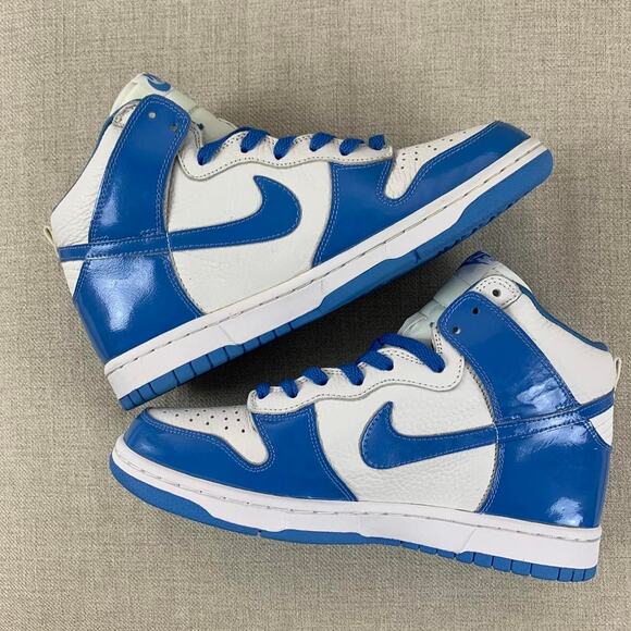 2001 Nike Dunk High “UNC” 8M